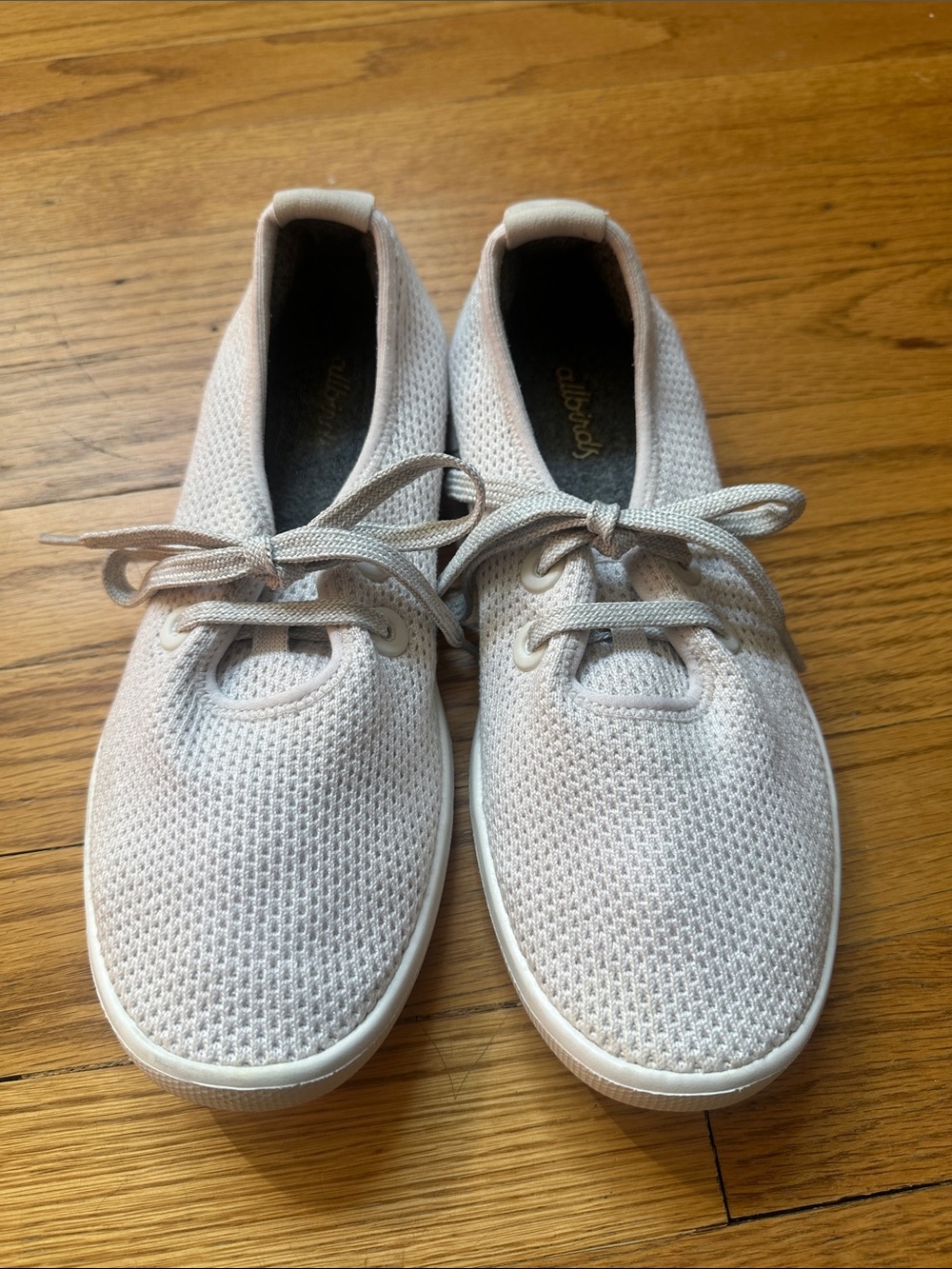 Allbirds  Women's White Knit Tree Skipper lace up Sneakers sz 7